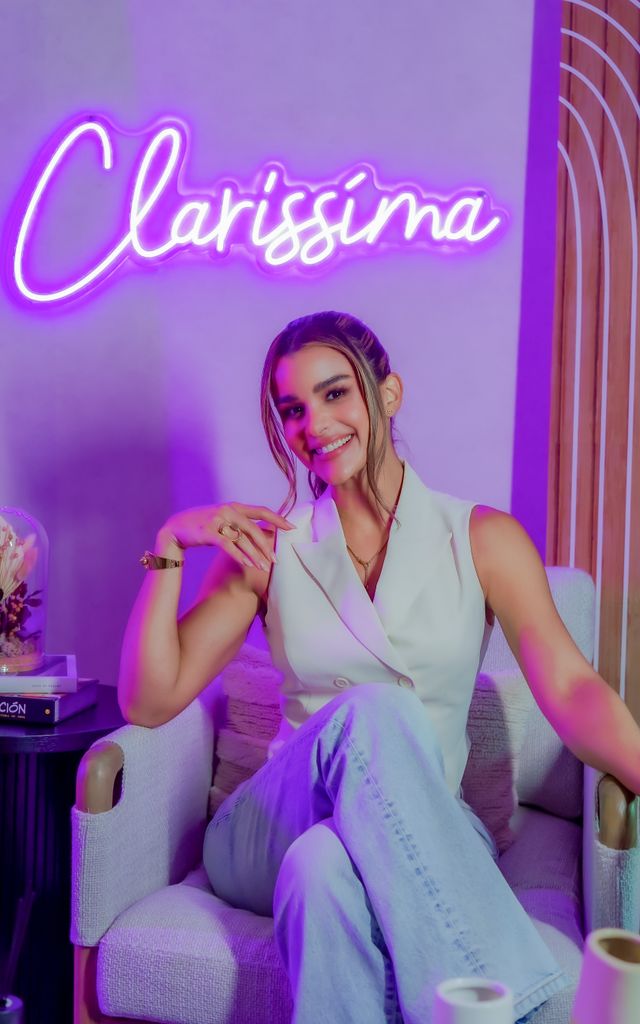 Clarissa Molina comparte en exclusiva con ¡HOLA! detalles del estreno de su canal de YouTube, 'Claríssima'