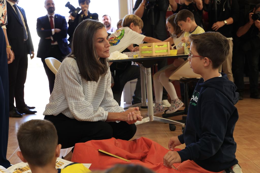 La reina Letizia en la apertura del curso escolar 2024/2025 en Azuqueca de Henares, Guadalajara. 11 de septiembre de 2024