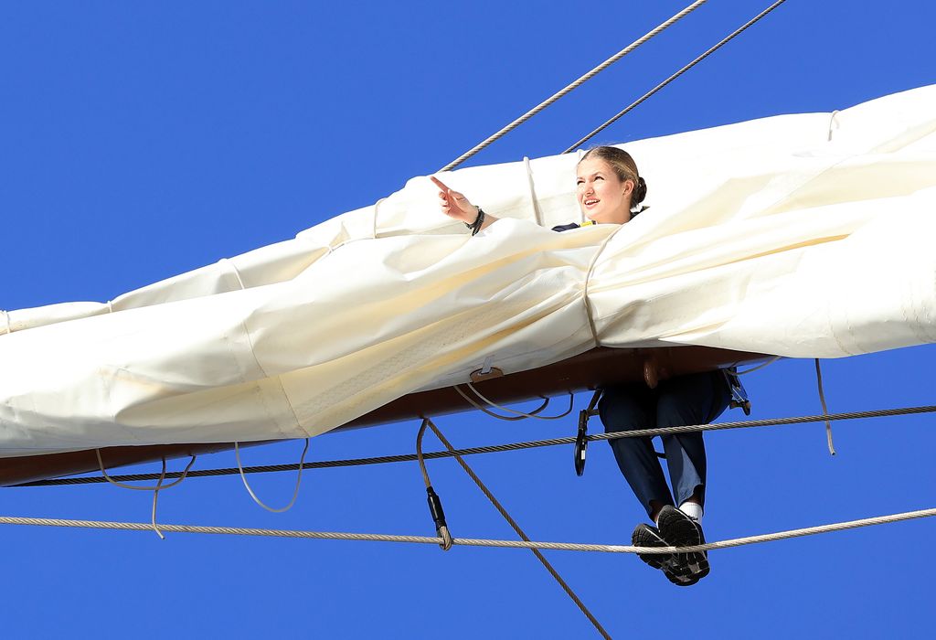 La princesa Leonor a bordo de Elcano