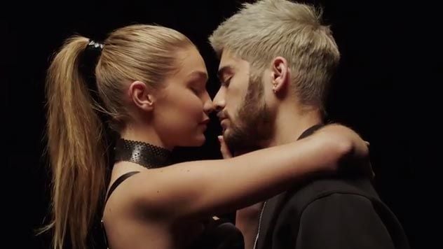 Zayn y Gigi no han hablado de su relación, aunque el pasado diciembre el artista ya publicó una imagen de los dos juntos en redes
