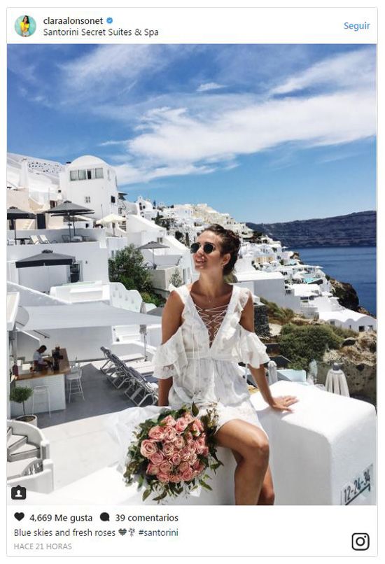 Clara Alonso y su luna de miel de ensueño en Santorini