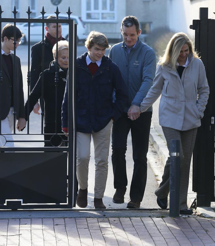 Iñaki Urdangarin con su familia durante su permiso penitenciario