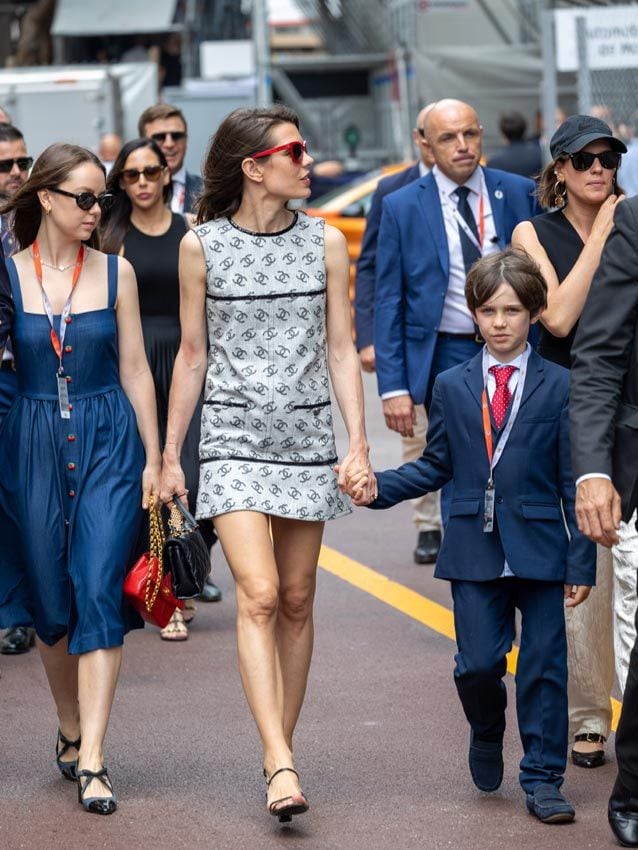  Carlota Casiraghi y su hijo Raphäel