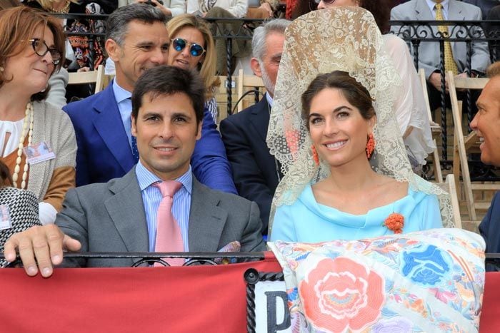 La pareja fue protagonista del XXXI desfile de carruajes en la Maestranza de Sevilla
