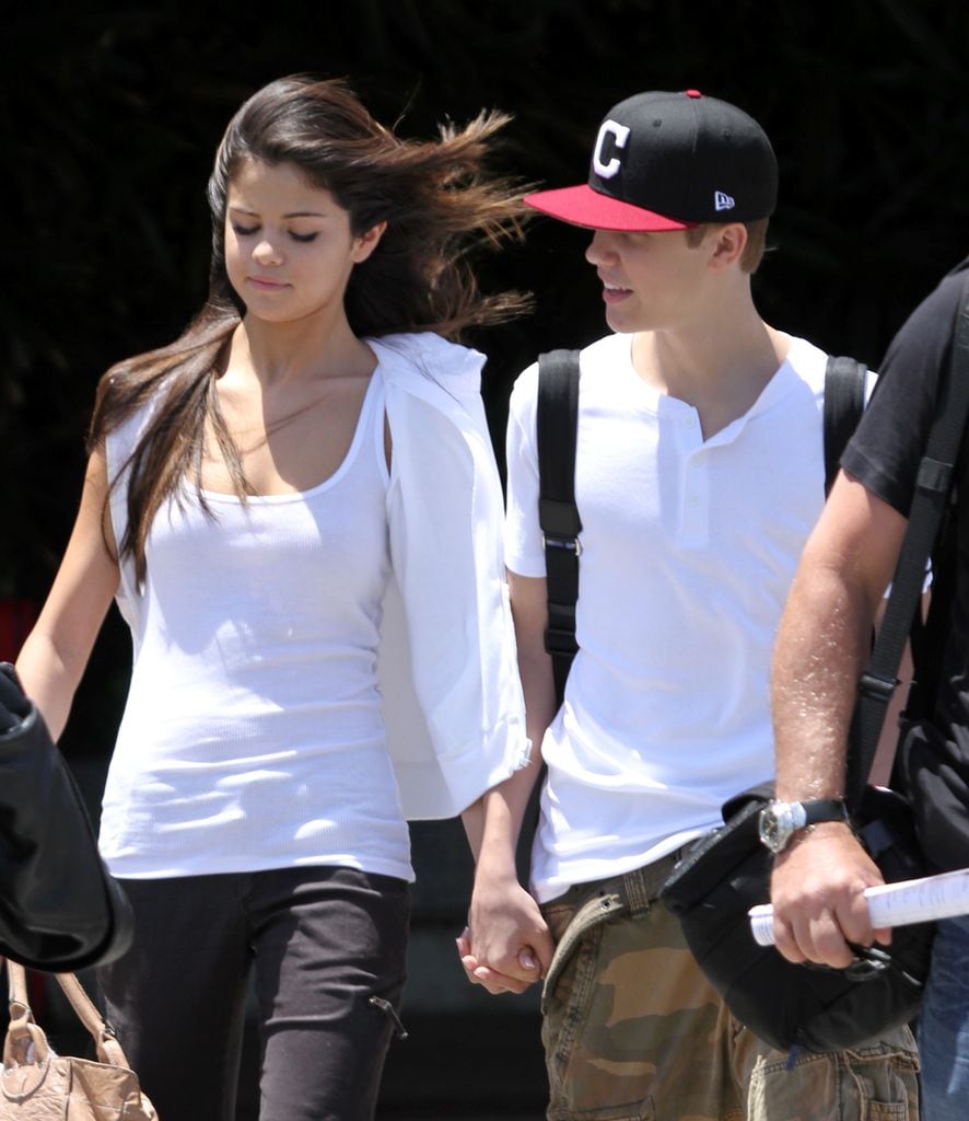 Justin Bieber y Selena Gomez en Hawaii en 2011