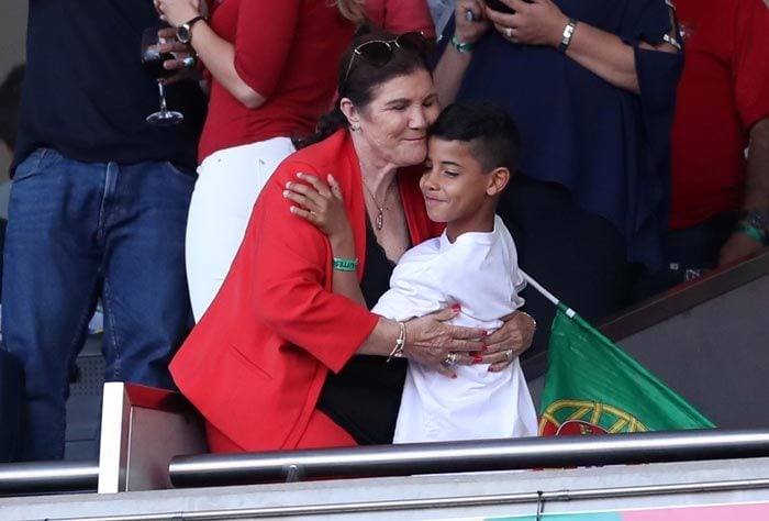 Dolores Aveiro y Cristiano Jr.