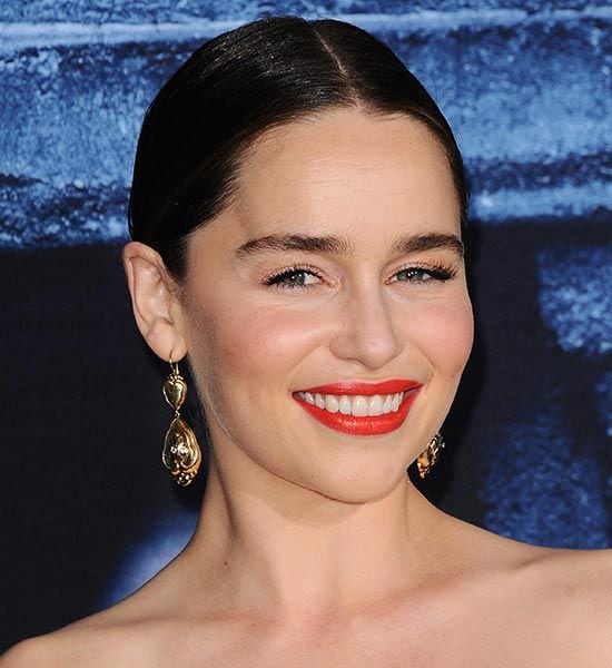 pendientes_largos_emilia_clarke_1