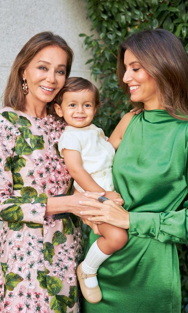 Isabel Preysler, Ana Boyer y Mateo HOLA4093