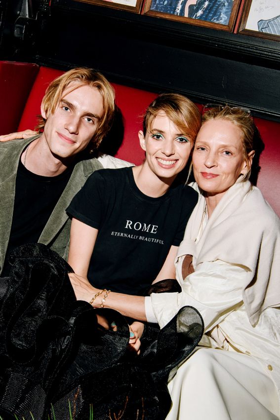 Uma Thurman y sus hijos Maya y Levon