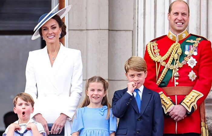 Kate Middleton y el Príncipe William con sus hijos