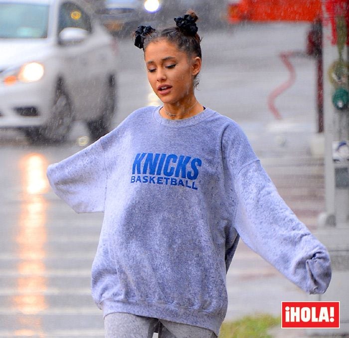 Ariana Grande, 'muy triste' tras su ruptura con Pete Davidson, deja las redes sociales