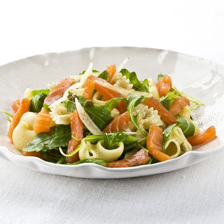 ensalada pasta salmon mar