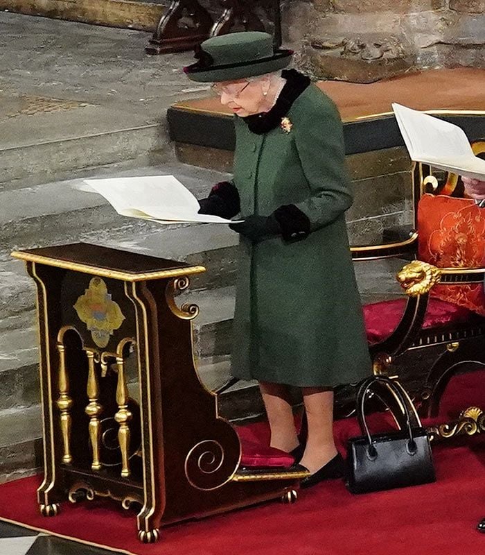 Isabel II en la misa homenaje a su marido