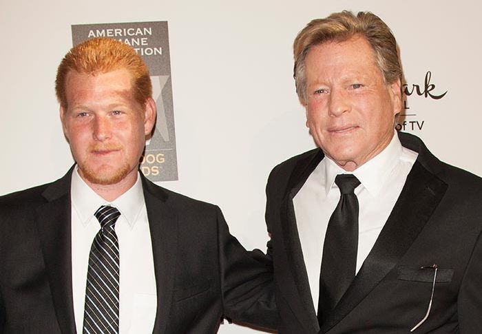 Ryan O'Neal con su hijo Redmond, nacido de su relación con Farrah Fawcett