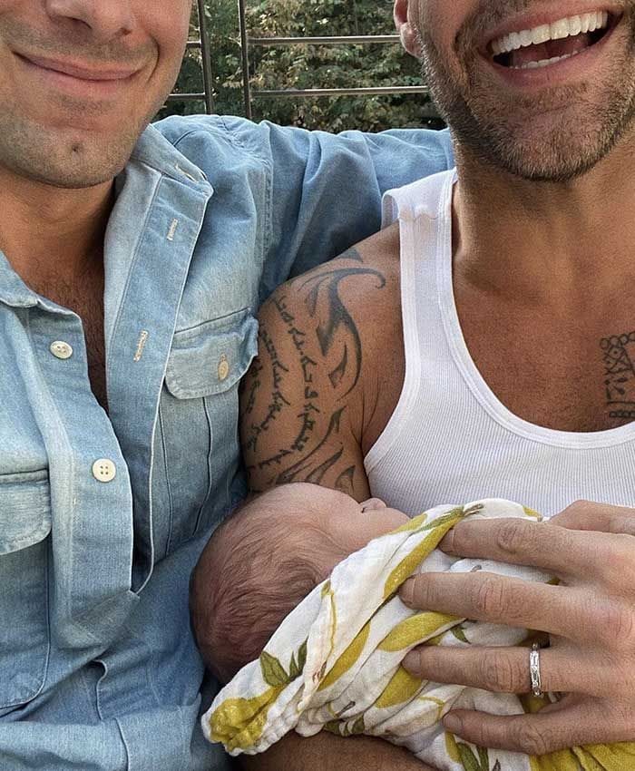 Ricky Martin y su pareja Jwan Yosef con su pequeño Renn