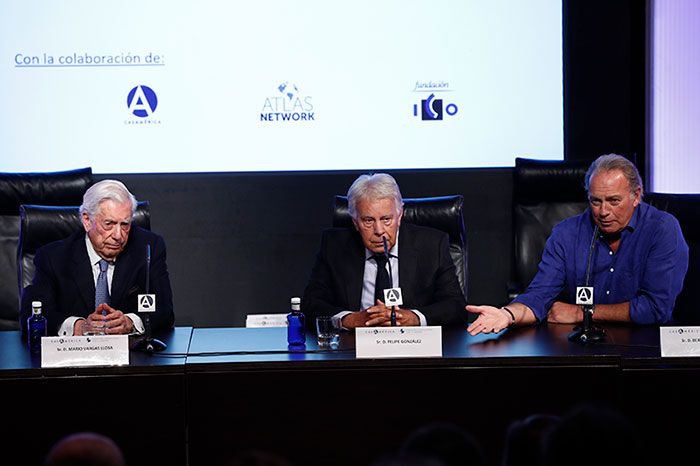 Mario Vargas Llosa, Felipe González y Bertín Osborne, 