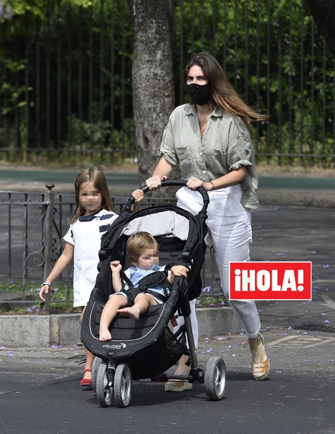 Lourdes Montes con sus hijos