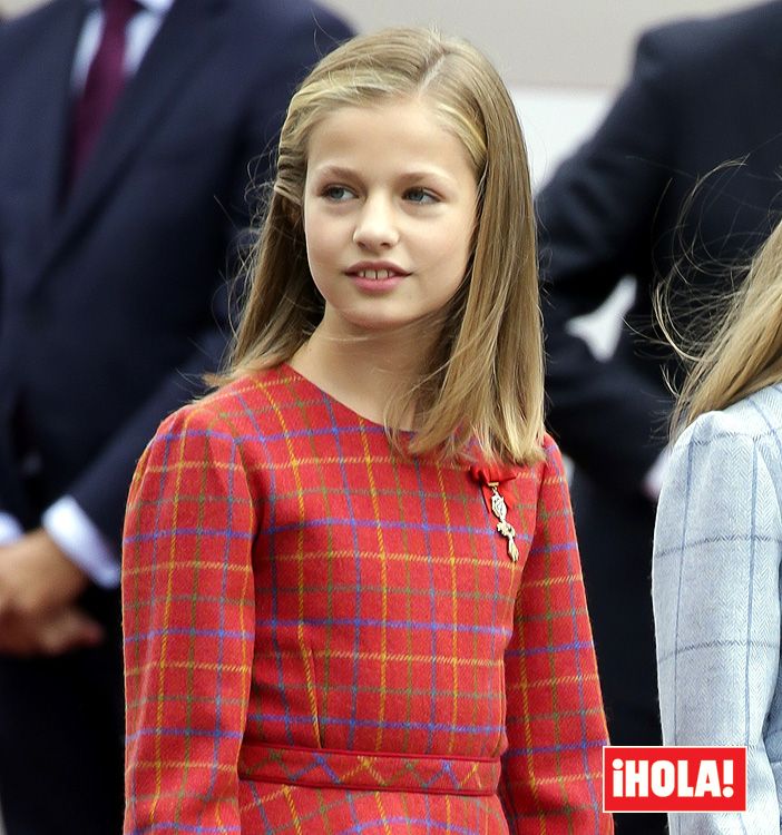 La princesa Leonor luce por primera vez en público la insignia del Toisón de Oro