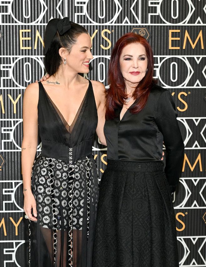 Riley Keough y Priscilla Presley mostraron su complicidad en la fiesta