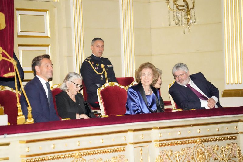 La reina Sofía e Irene de Grecia presiden los premios BMW de pintura