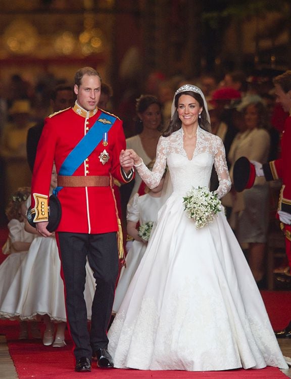 Vestido de novia de Kate Middleton con encaje y volumen en la falda