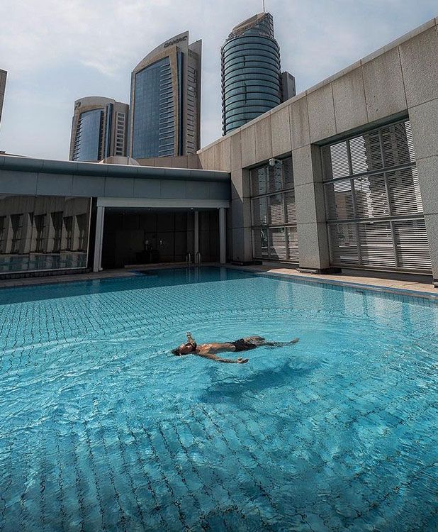 Piscina del hotel Four Seasons de Riad 