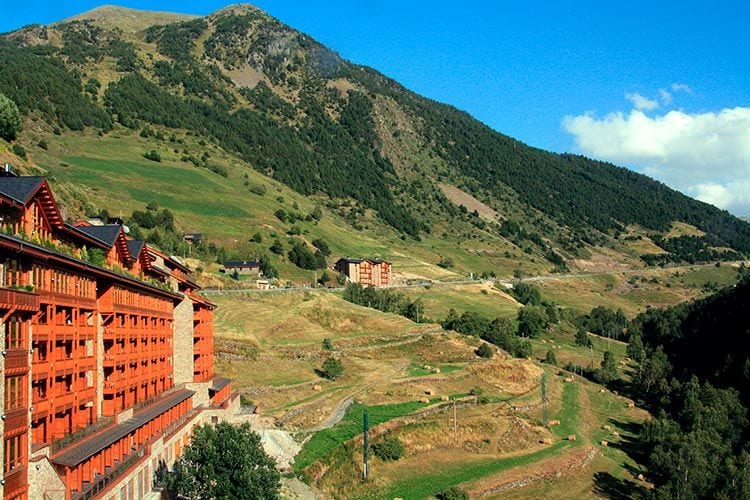 hotel-hermitage-andorra-verano