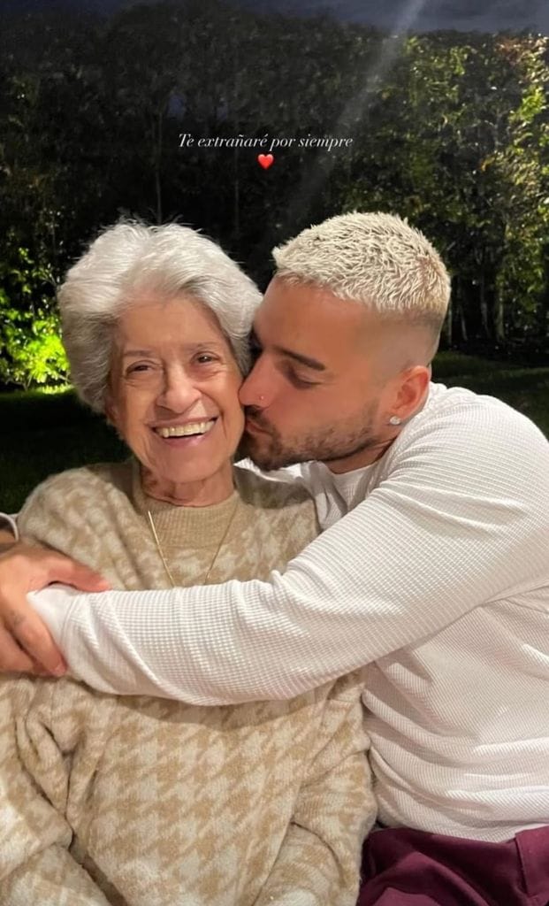 Maluma se despidió de su abuela Bere con esta tierna foto.