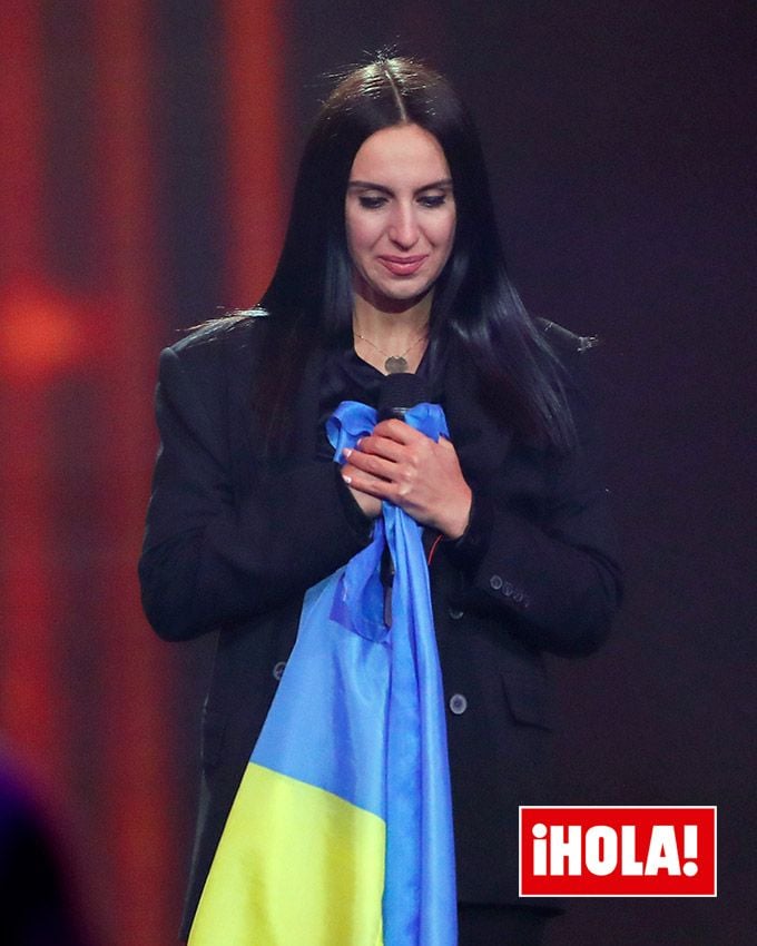 Jamala, muy emocionada en su actuación en homenaje a Ucrania