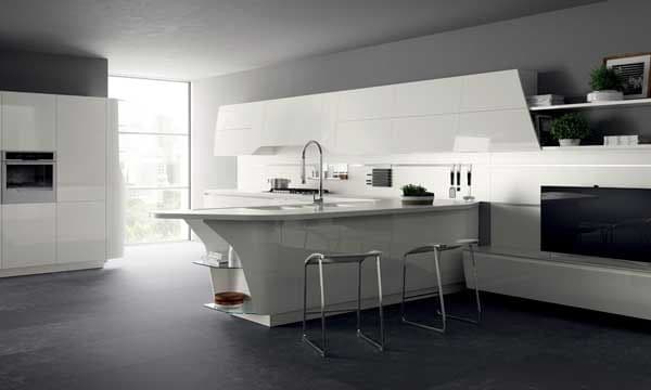 La sensualidad encuentra en esta cocina de Scavolini una nueva forma de expresión. Una propuesta impactante, llena de fuerza visual.