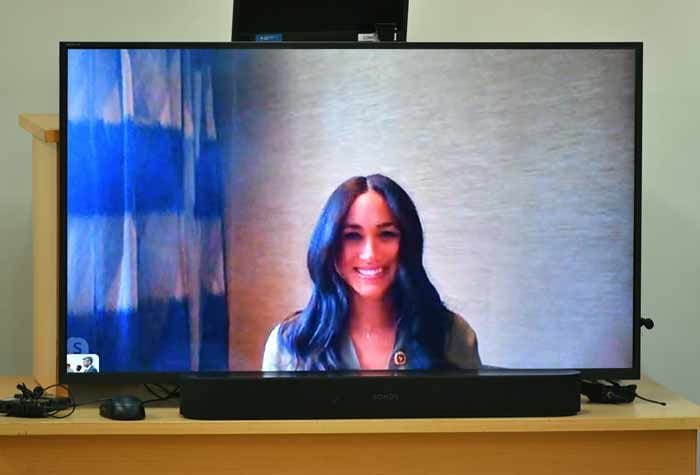 Una duquesa vía Skype: Meghan Markle se une la visita del príncipe Harry en Malawi desde Johannesburgo