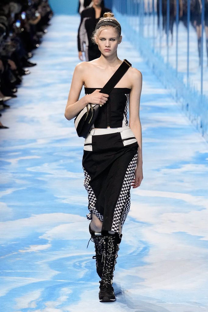 Paris Fashion Week: Dior Primavera/Verano 2025