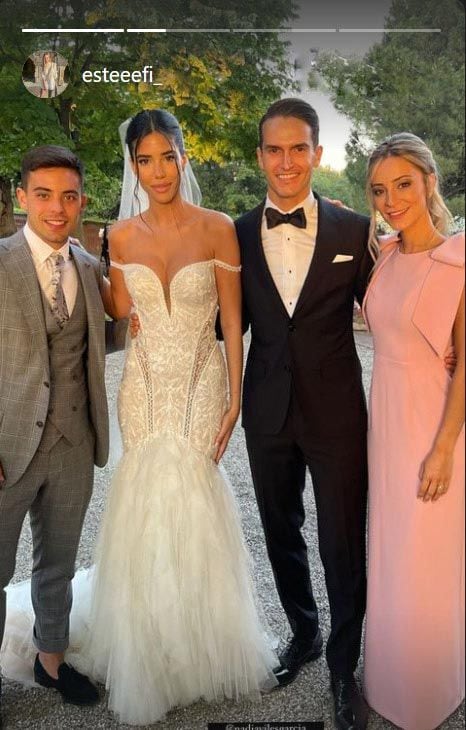 Denis Suárez y Nadia Avilés con Estefanía Molina y Fran Beltrán