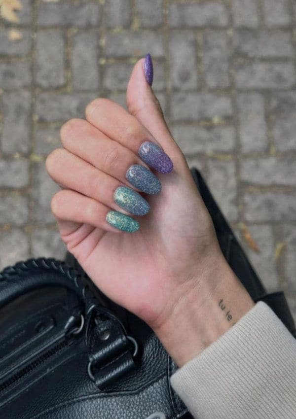 mermaid nails brillantes