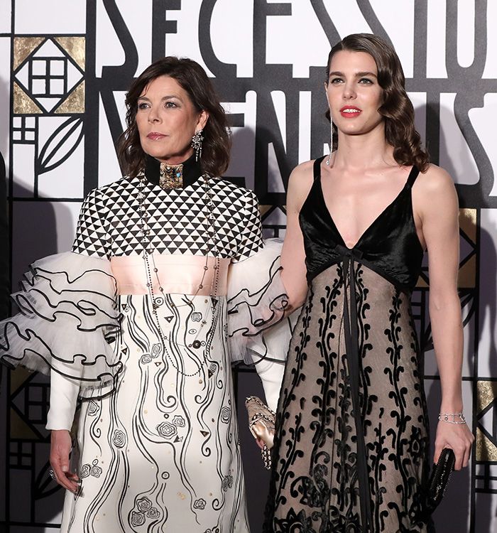 carolina monaco y carlota casiraghi