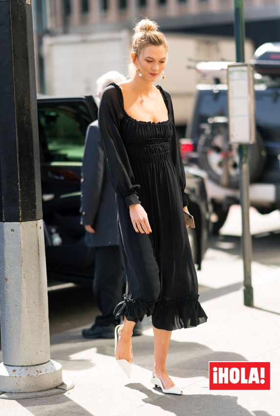 Karlie Kloss vestido negro