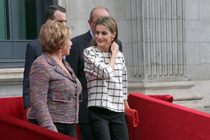 La reina Letizia con Celia Villalobos