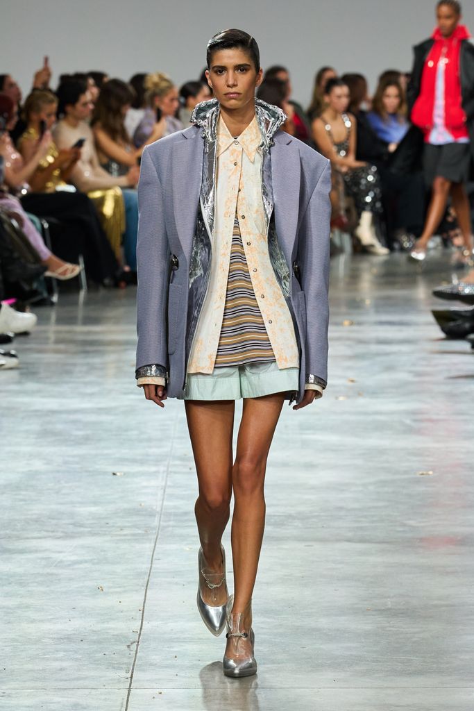 Paris Fashion Week: Rabanne Primavera/Verano 2025