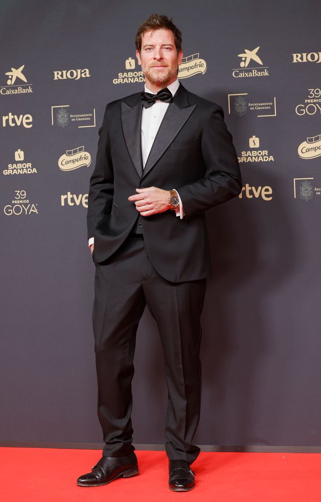 Manu Baquerio en la alfombra roja de los premios Goya 2025