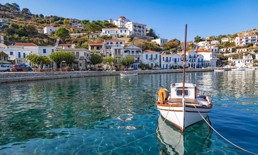 travel in greece ikaria island
