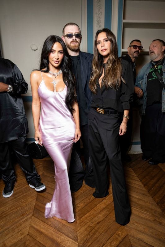 Kim Kardashian con Victoria Beckham