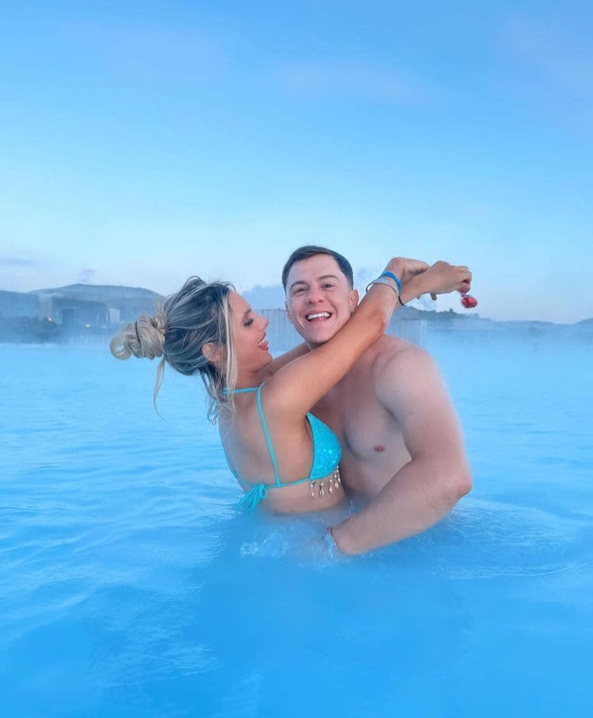 Lele Pons y Guaynaa celebran su primer aniversario de boda en Islandia