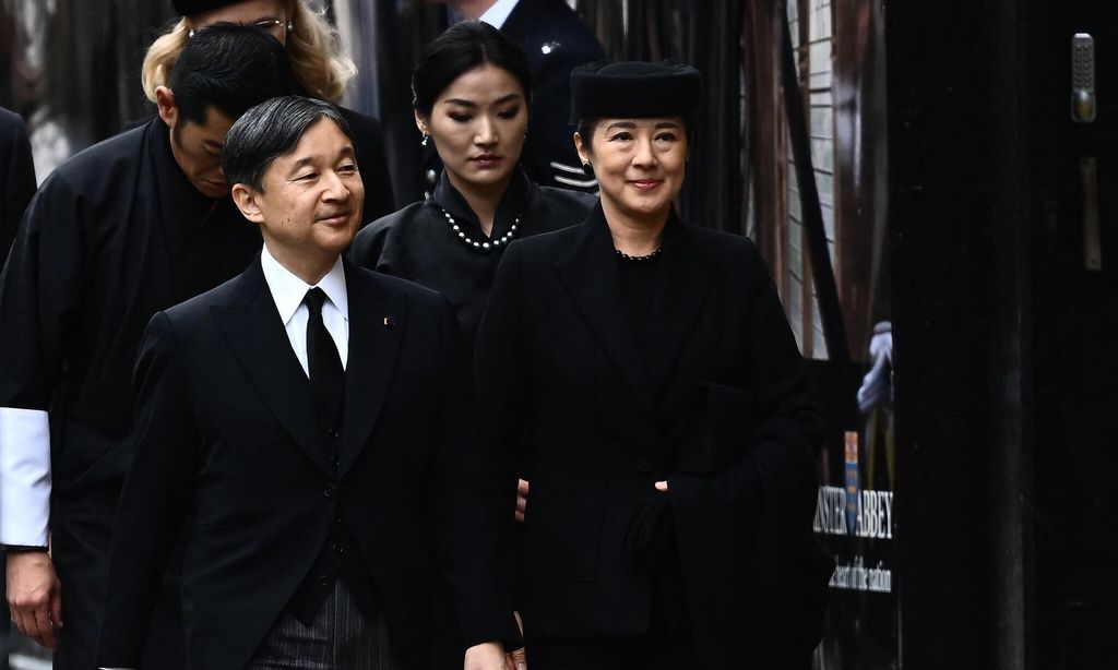 el emperador naruhito de jap n y la emperatriz masako