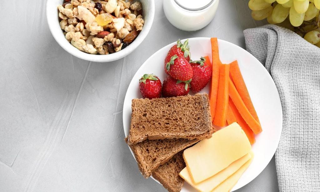 tostadas saladas con frutas