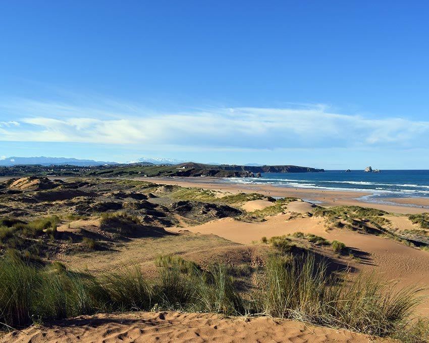 playa de valdearenas pielagos