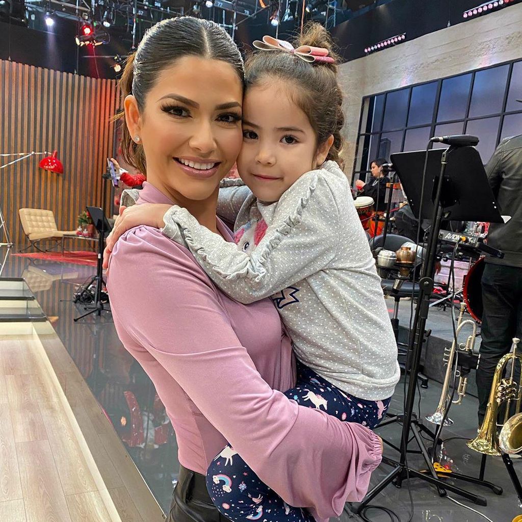 Ana Patricia Gámez y su hija Giulietta