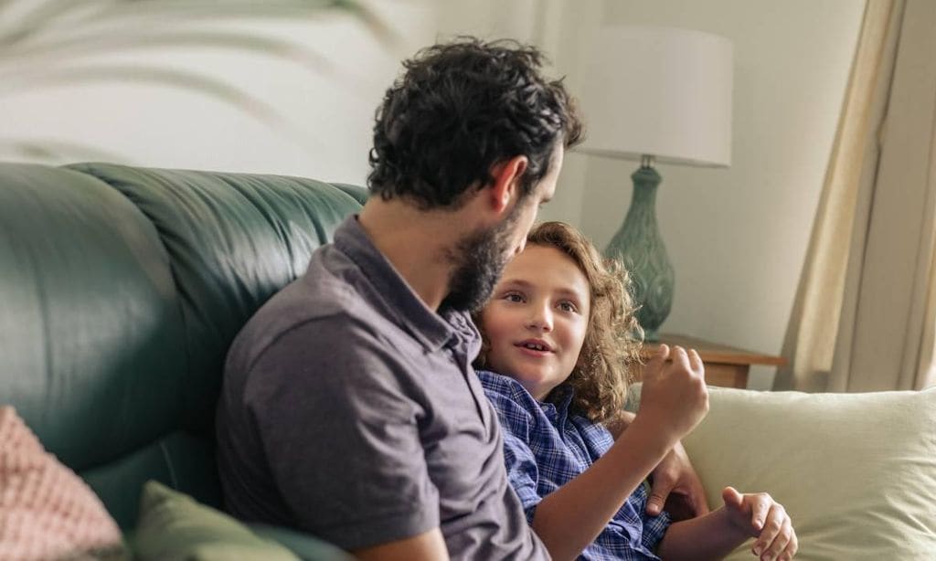 La nueva generación de hombres que asumen, de verdad, la paternidad