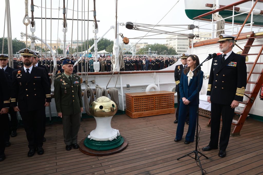 Los reyes, a bordo de Elcano