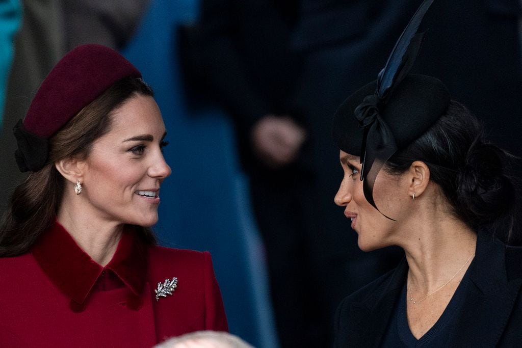 Kate Middelton y Meghan Markle en la Iglesia de St Mary Magdalene en Sandringham en la Navidad de 2018