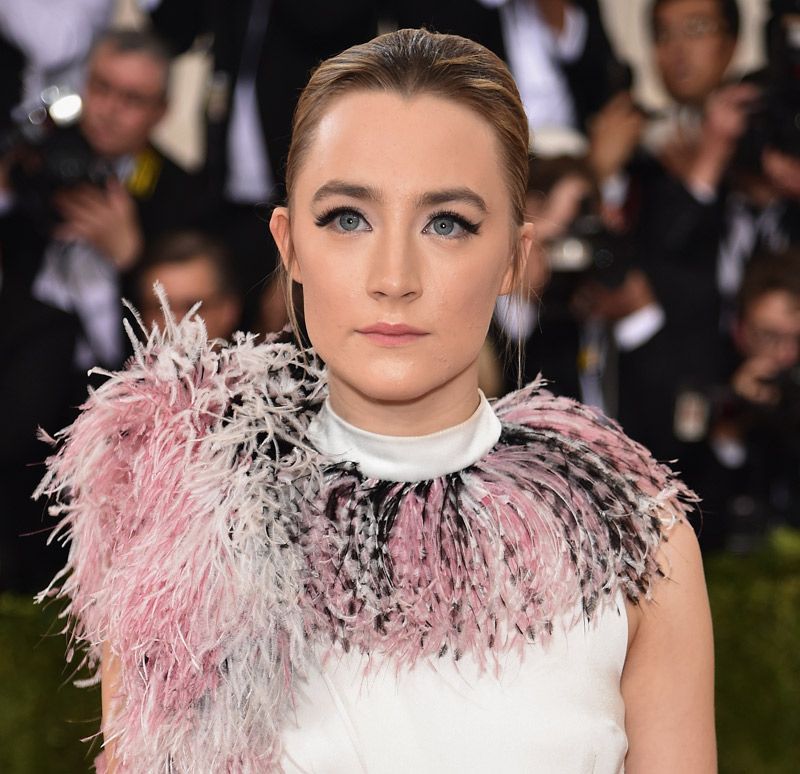 met_ball_saoirse_ronan 